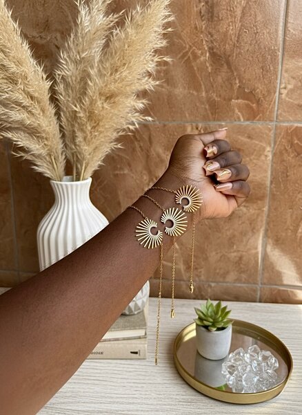 Bracelet soleil doré élégant