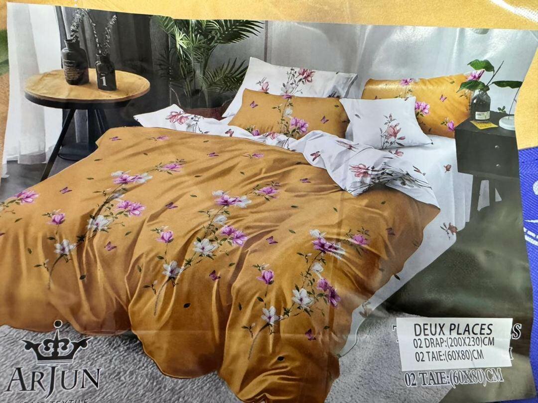 2 draps de 3 places+ 2 taie d'