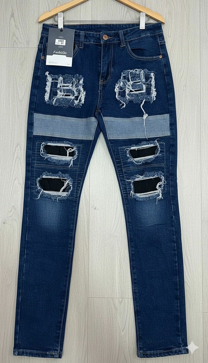 Jeans déchirés tendance
