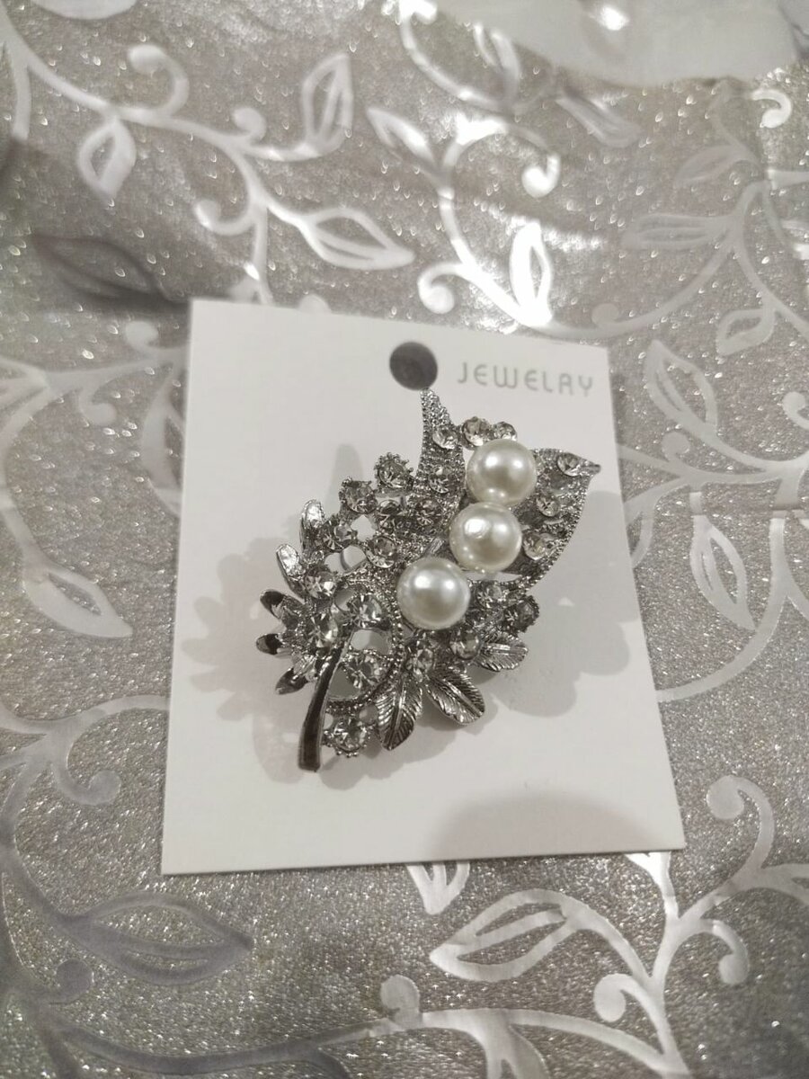 Fancy beautiful brooches