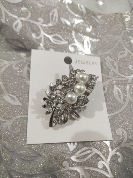 Fancy beautiful brooches
