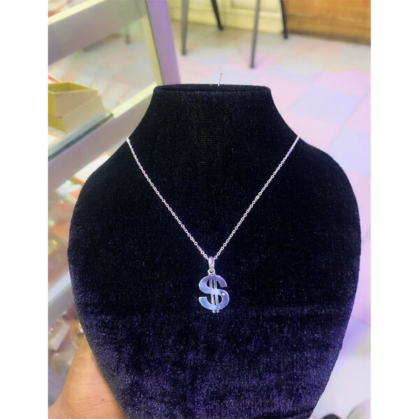 Pendentif en argent moderne