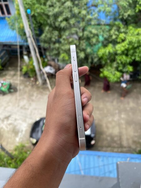 iPhone 12simple