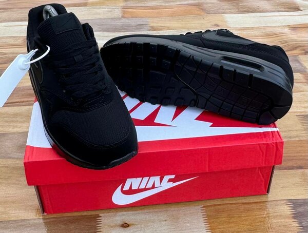 Nike Air Max Noir Classique