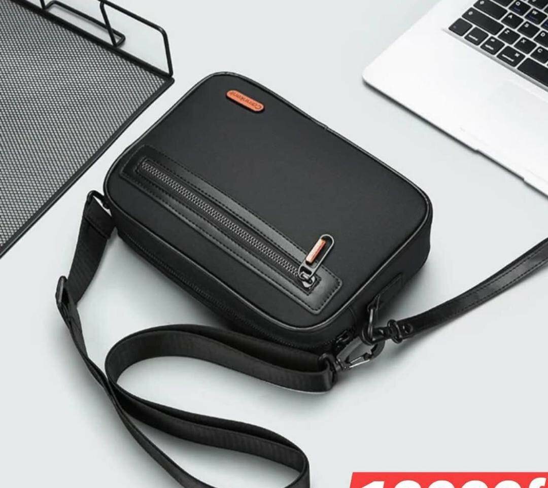 Sac bandoulière moderne homme