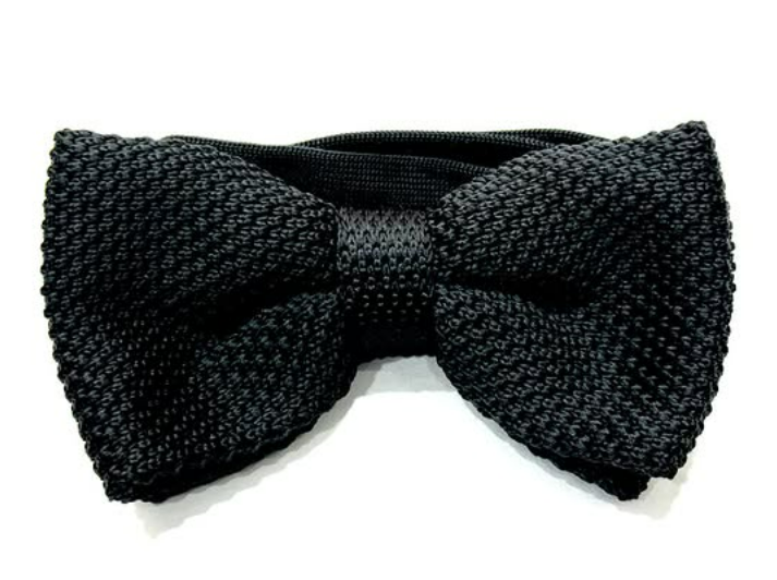 KNITTED BOWTIES