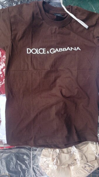 T-shirts de marque tendance