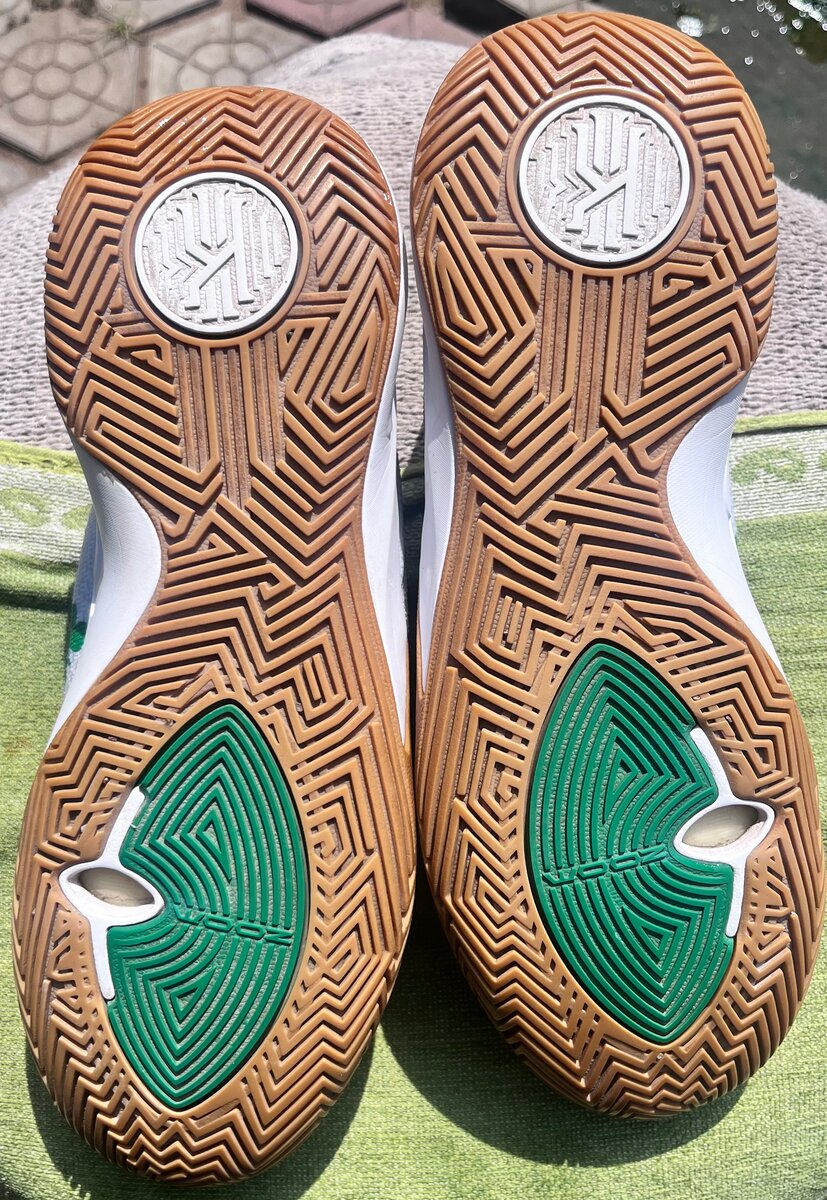 NikeKyrie Flytrap 2 EP 'Boston