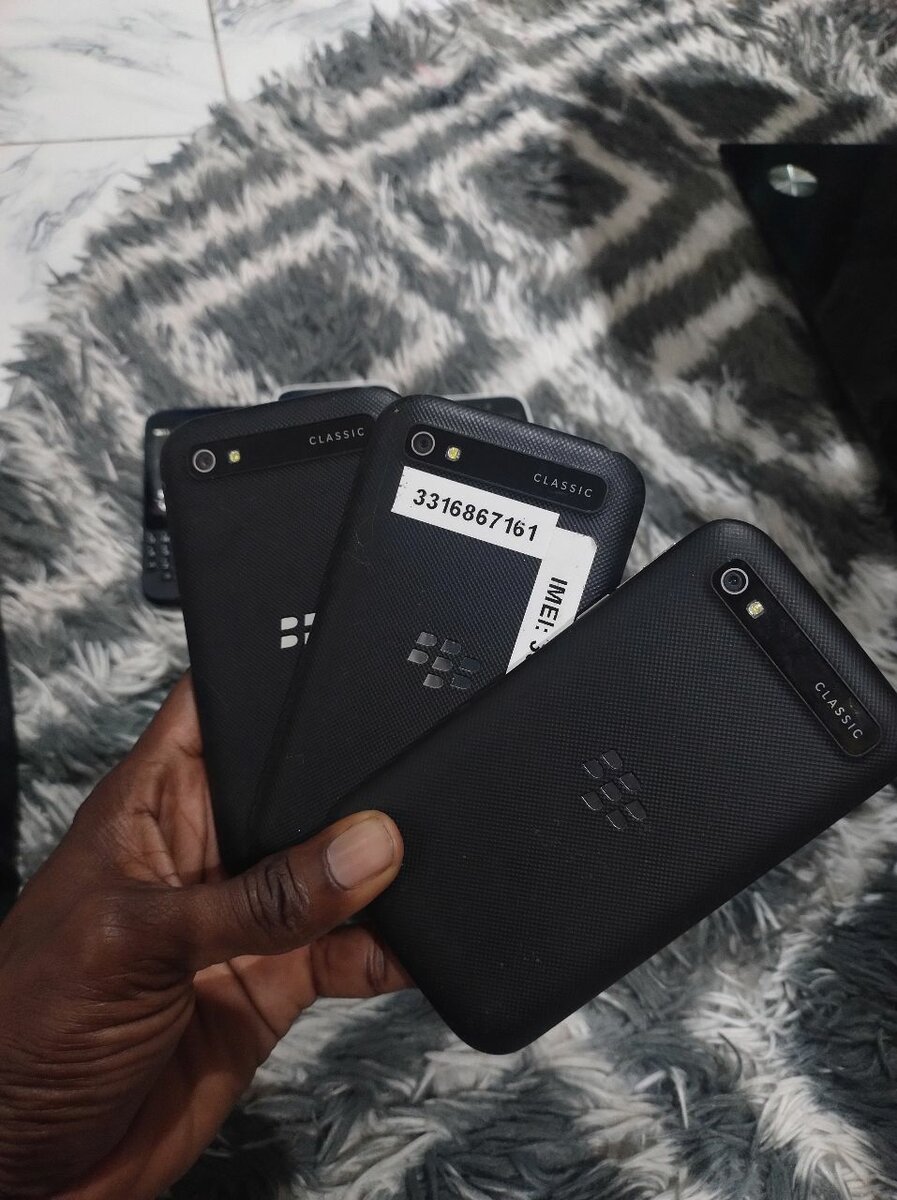 Blackberry Classic Q20