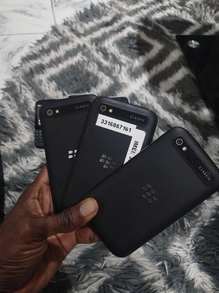 Blackberry Classic Q20