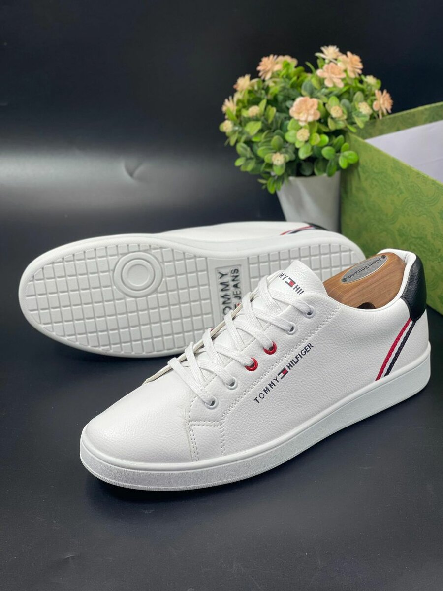 Lacoste fashion shoes