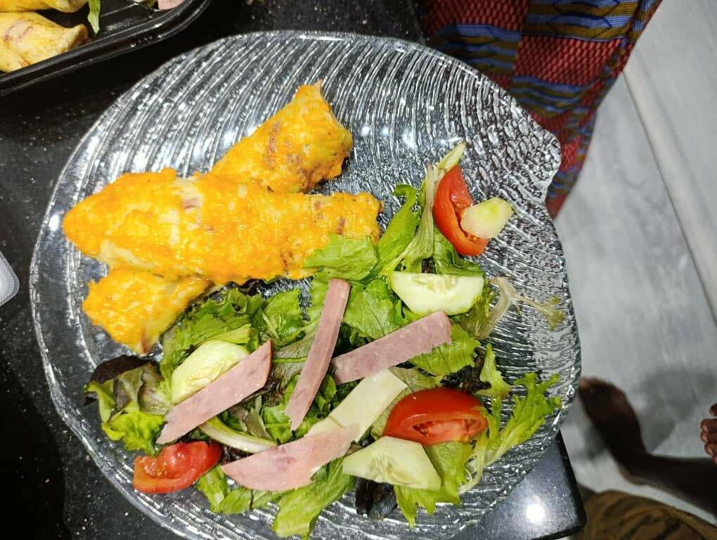 Crêpes fourrés et Salade