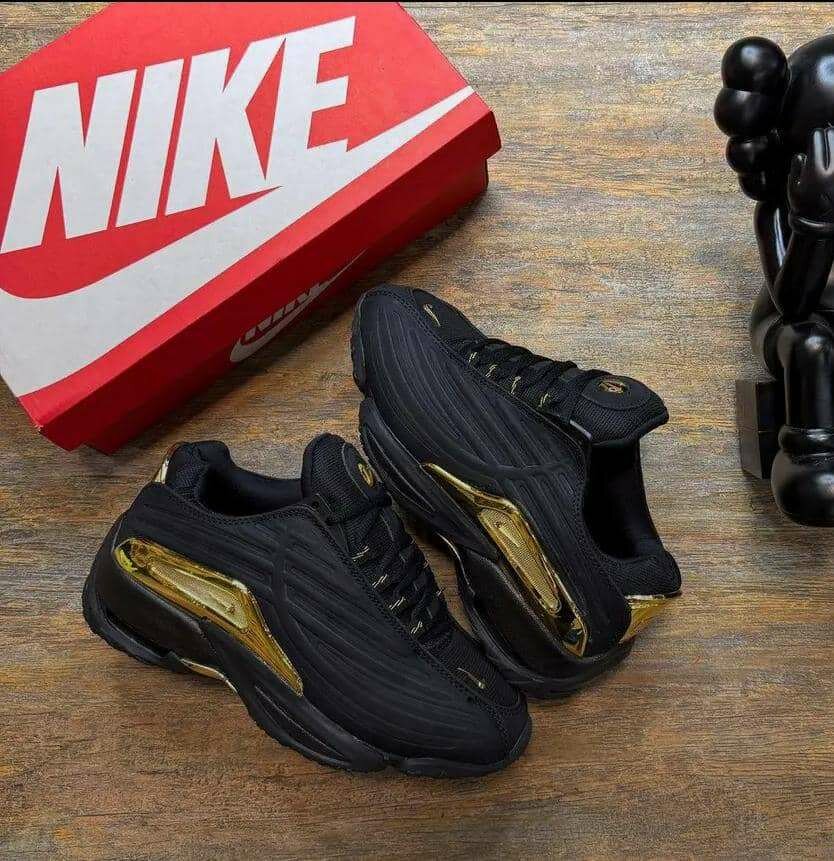 Nike Sneakers Colorés