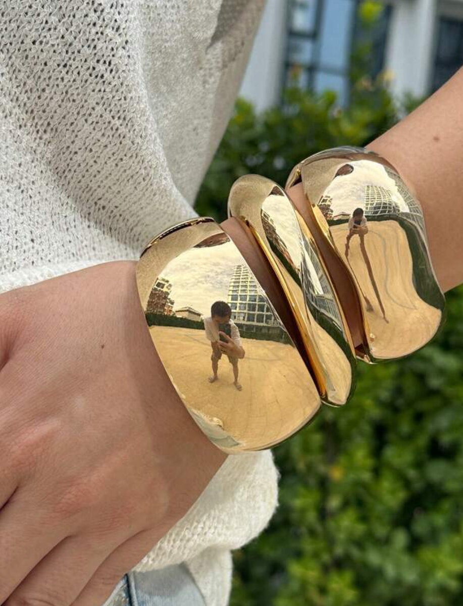 Bracelet manchette doré élégant