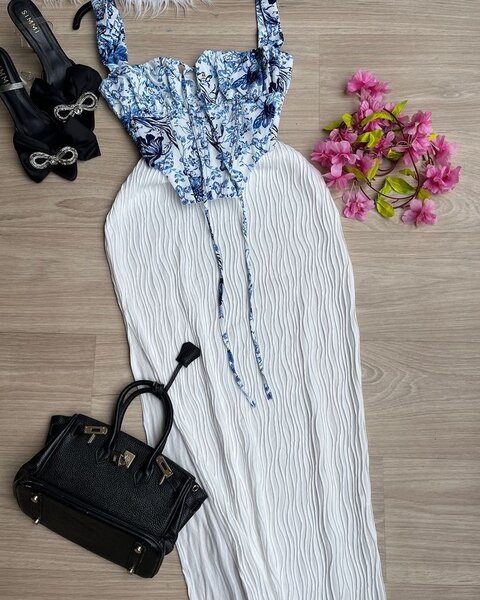 Robe longue à bretelles florales