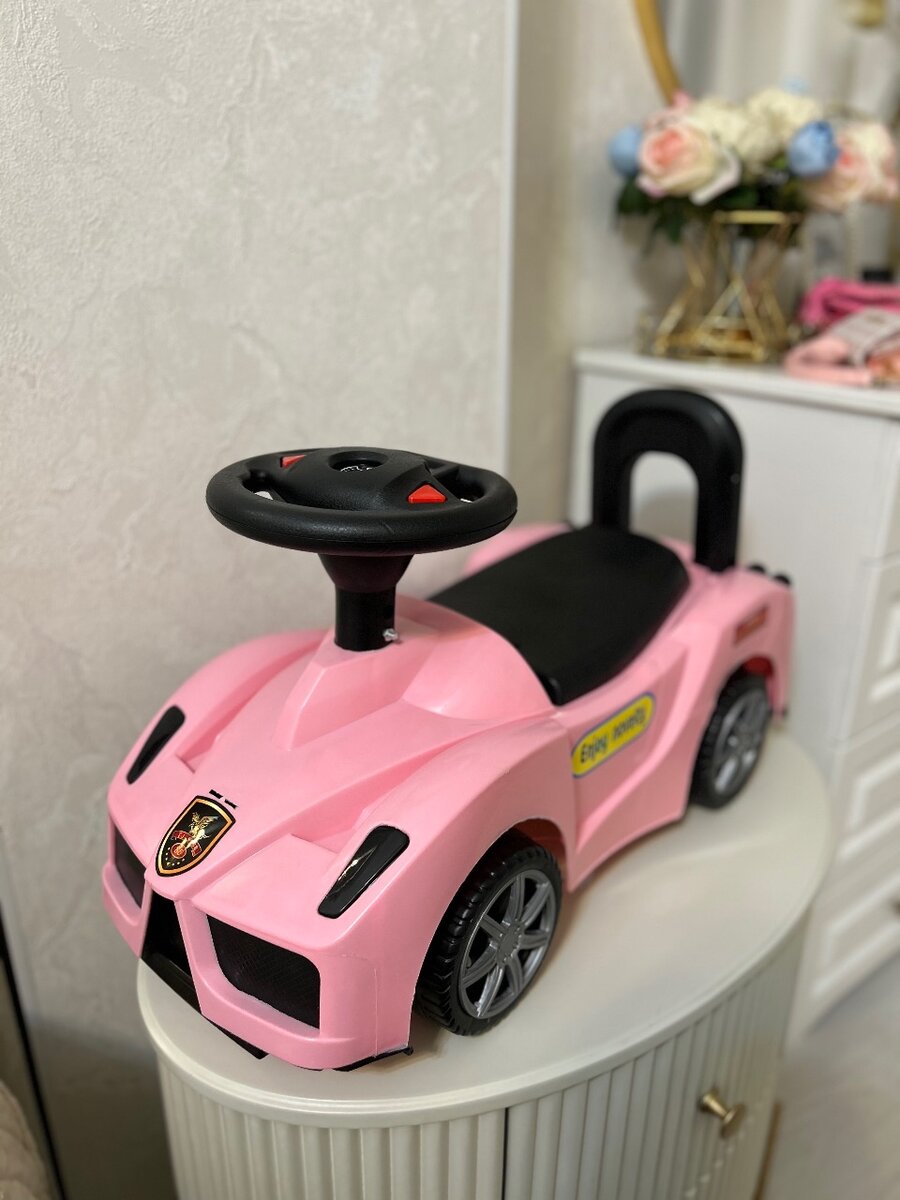 Машинка толокар