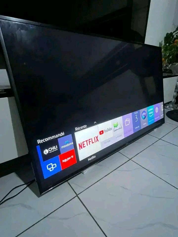 Smart TV 4K écran plat