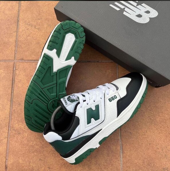 New Balance 550