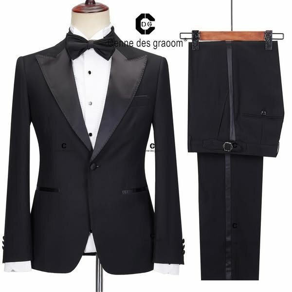 Men's suit  black