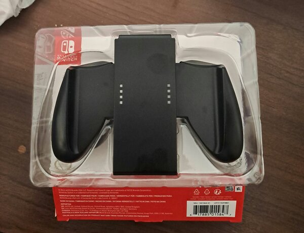 Joy-Con Comfort Grip (manette Nintendo switch)