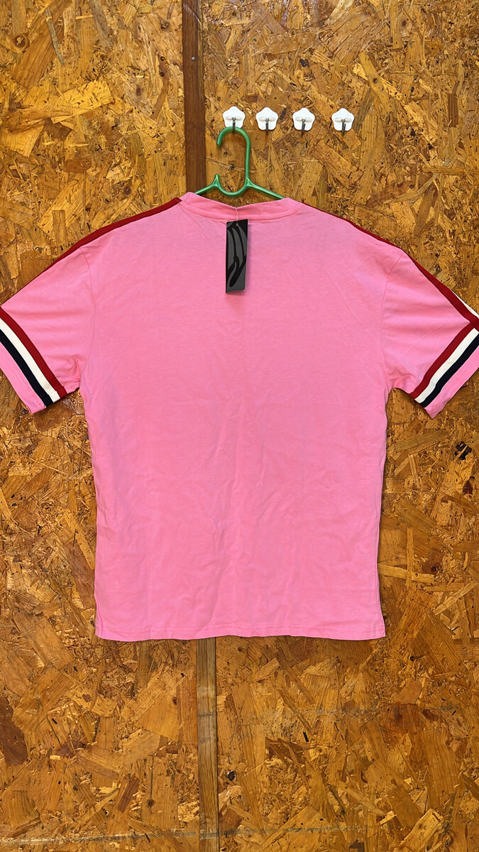 T-shirt rose à rayures