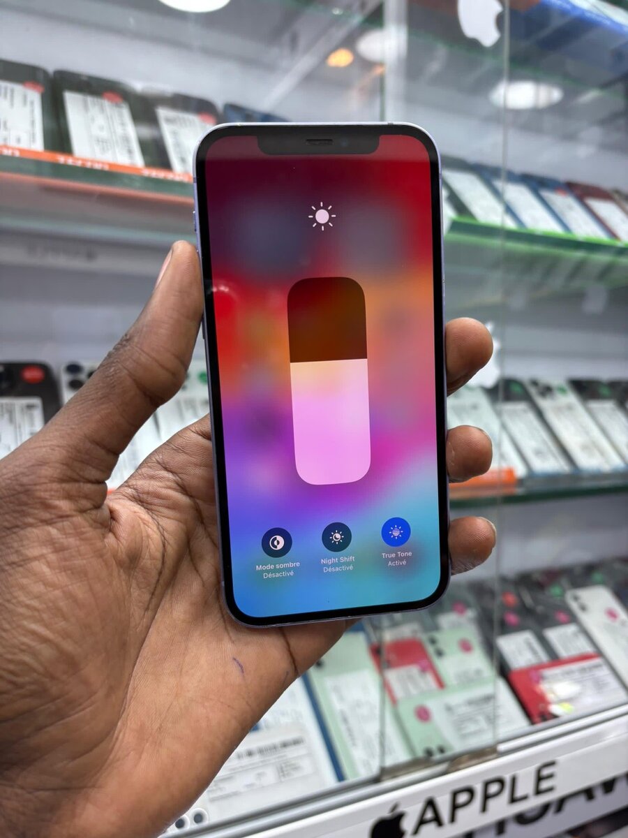 Disponible 12 simple 64go Casi