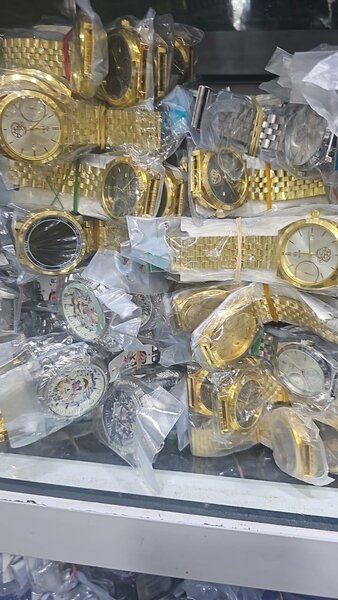 Montre Bracelet Dorée Luxe