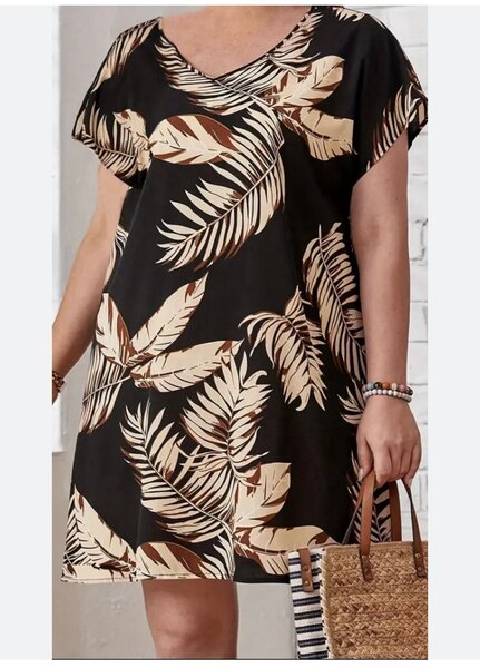 Robe élégante avec motifs bohèmes