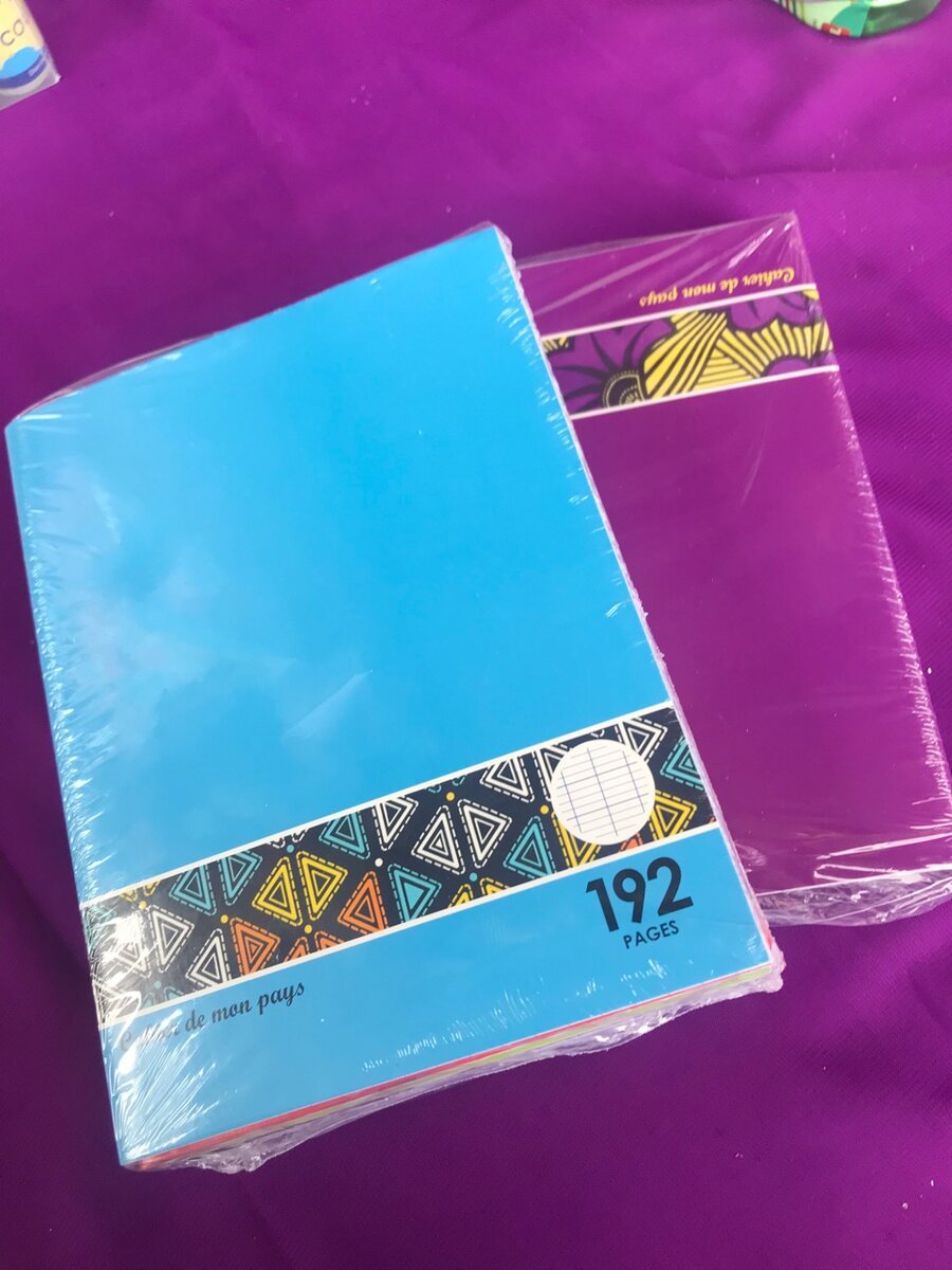 Cahier Coloré 192 Pages