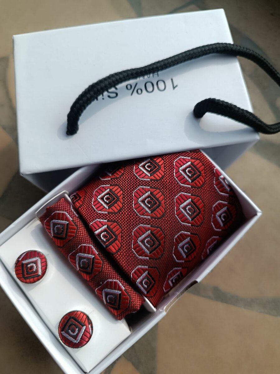 Silk Tie and Cufflink Set