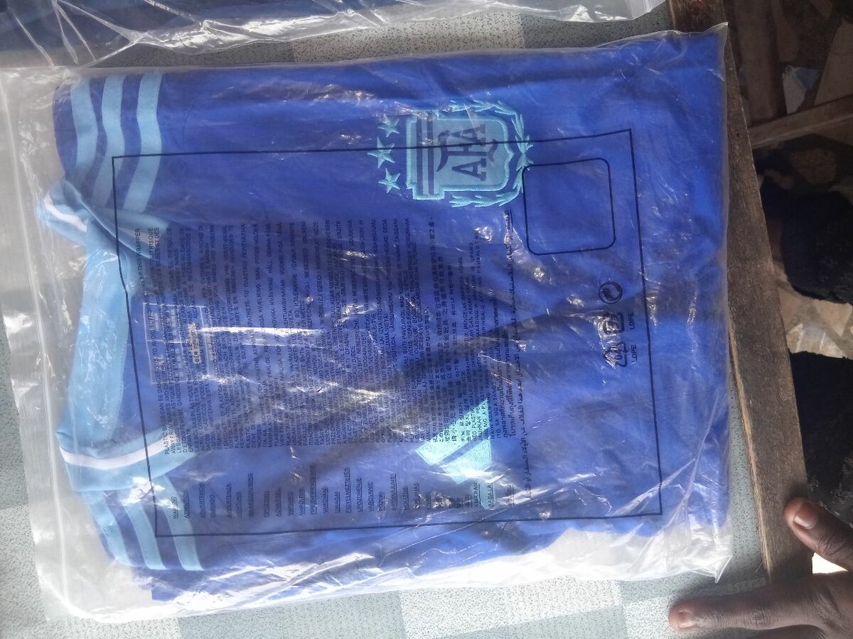 Maillot de foot bleu masculin