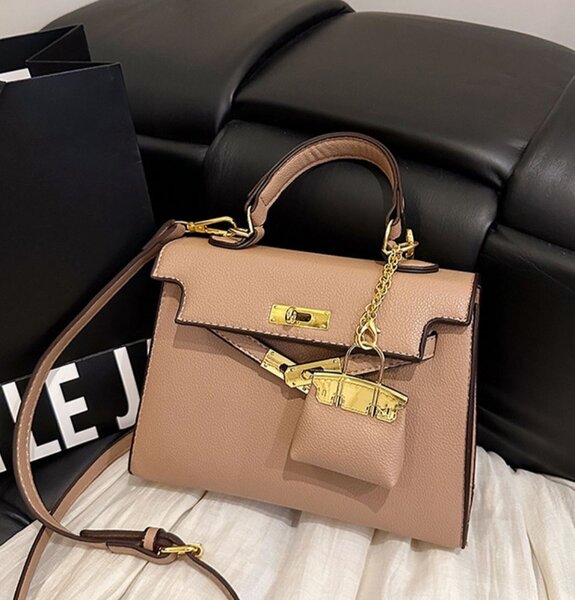 Sac à main élégant femme