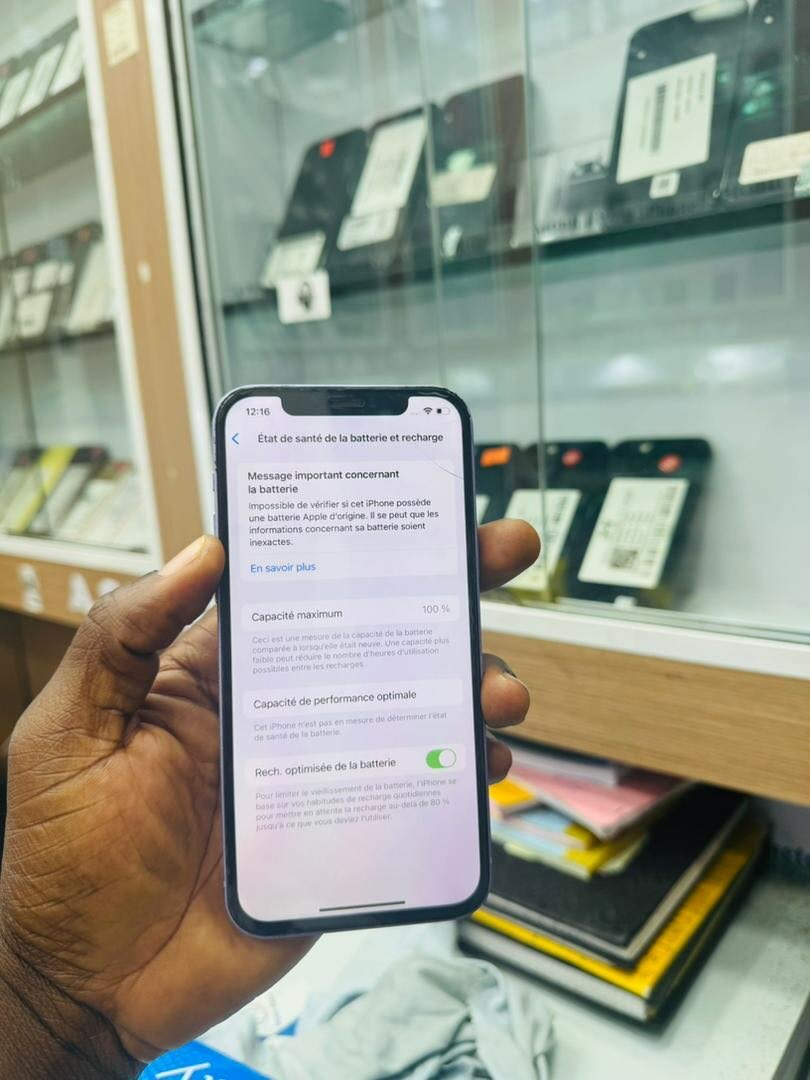 12 simple 64gb juste petite fi