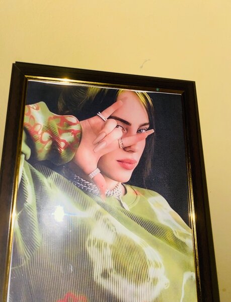 Customized picture frames