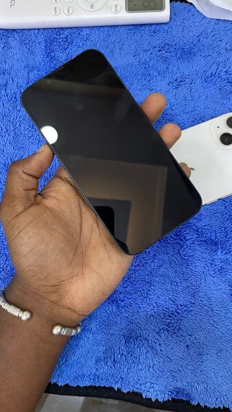 iPhone 13 128 Go Apple noir