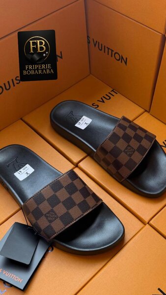 Claquettes luxueuses homme