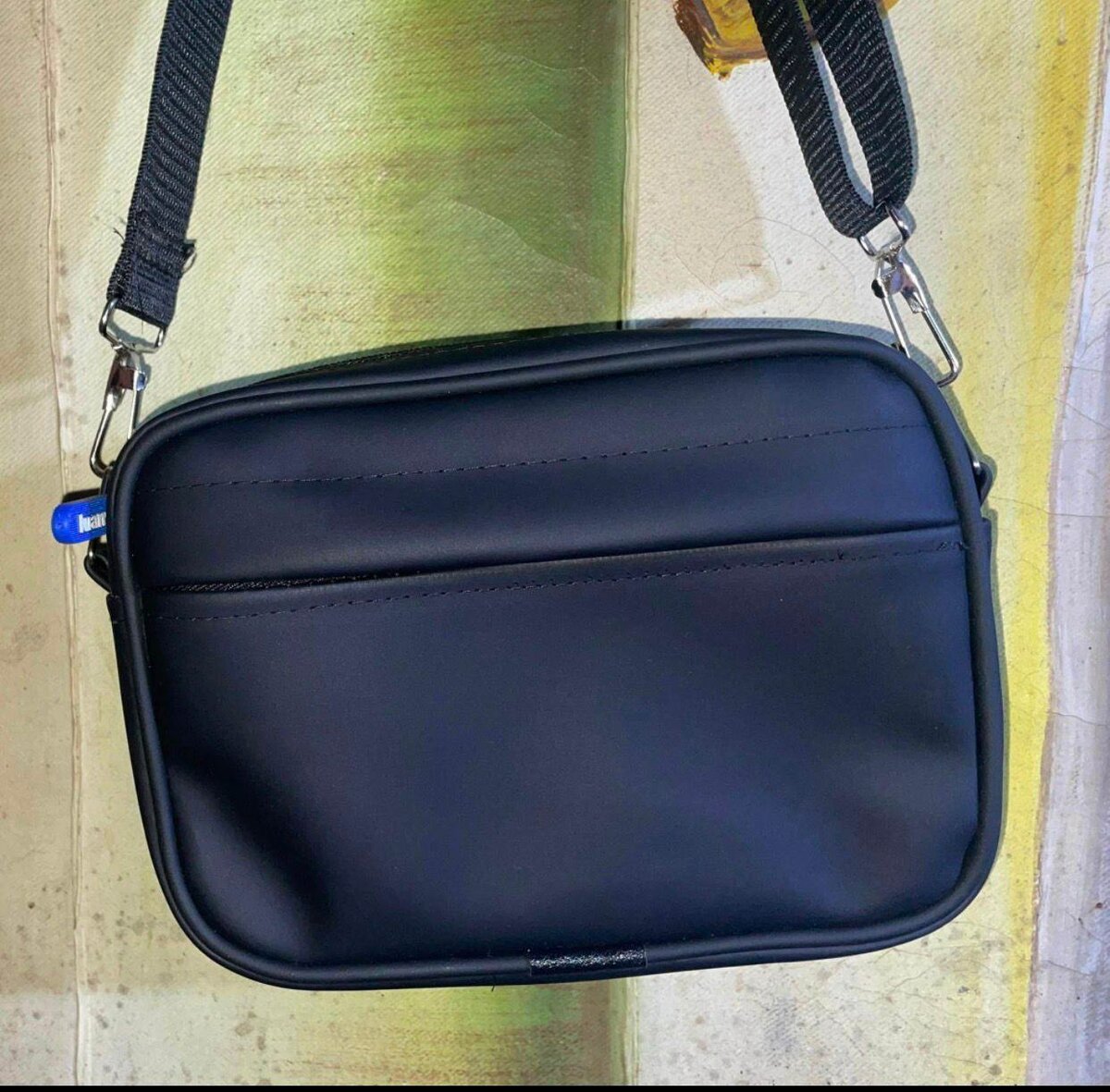 Sacoche bandoulière noire élégante