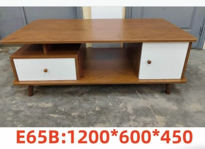 Table basse moderne bois