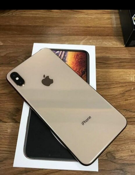 iPhone en or - Édition 2023