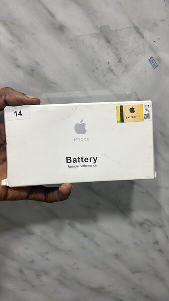 Batterie iPhone 14 simple
