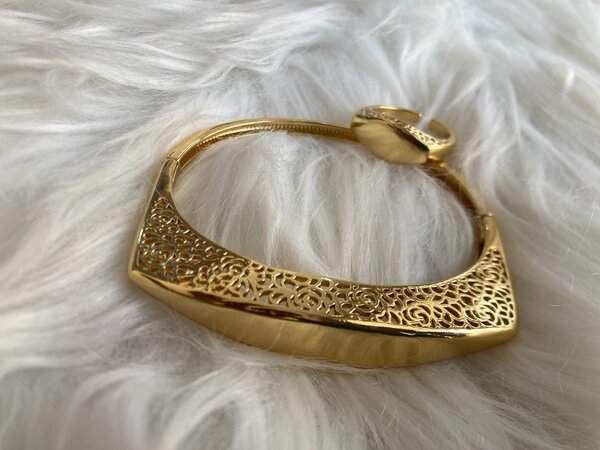 YM jewelry bangle and bracelet