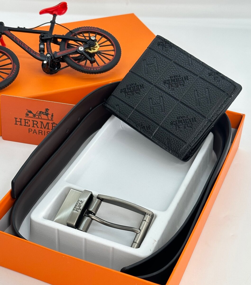 Hermes belt and wallet