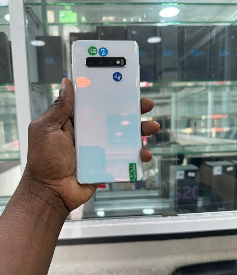 Samsung S10+ 128/8