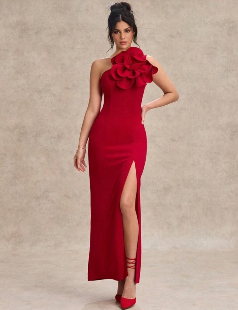 Robe rouge élégante soirée