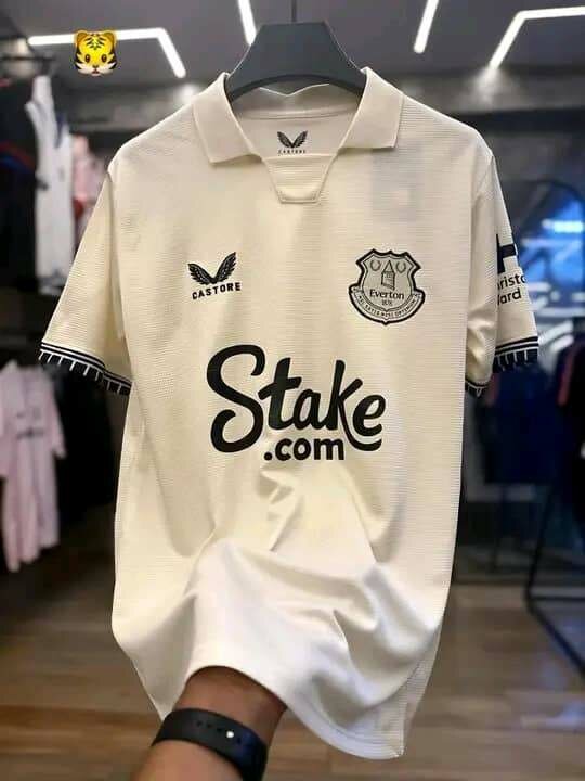 Maillots de football colorés