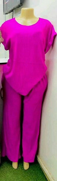 Suit pants + blouse pink