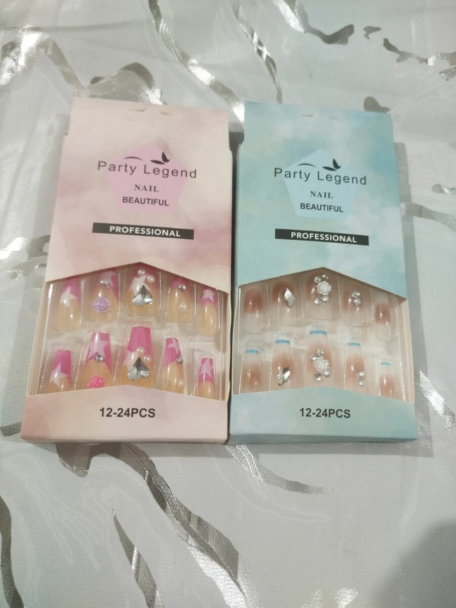 Artificial Press Nails