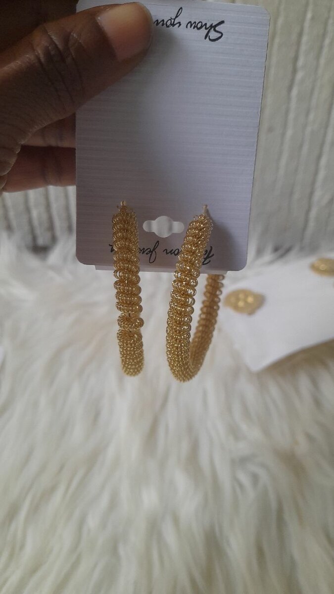 Boucles d'oreilles élégantes