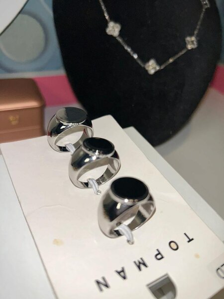 Bague argentée l'unité à 1000