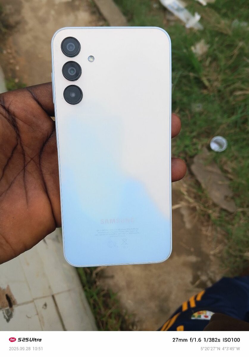 Tecno Spark30c et Samsung A15